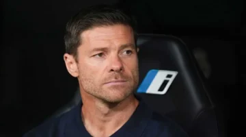 بديل محتمل.. بيلد تكشف تفاصيل ترشيح تشابي ألونسو لتدريب آينتراخت فرانكفورت